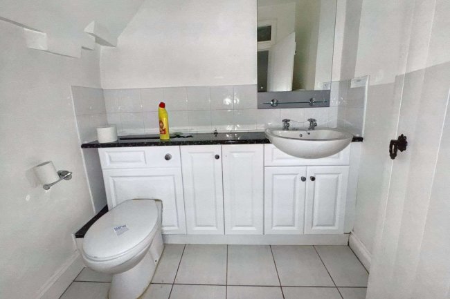 68 West Street, Kings Cliffe, Peterborough, PE8 6XA 3