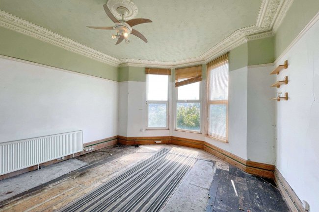 4 Lonsdale Villas, Mannamead, Plymouth, Devon, PL4 7AS 1