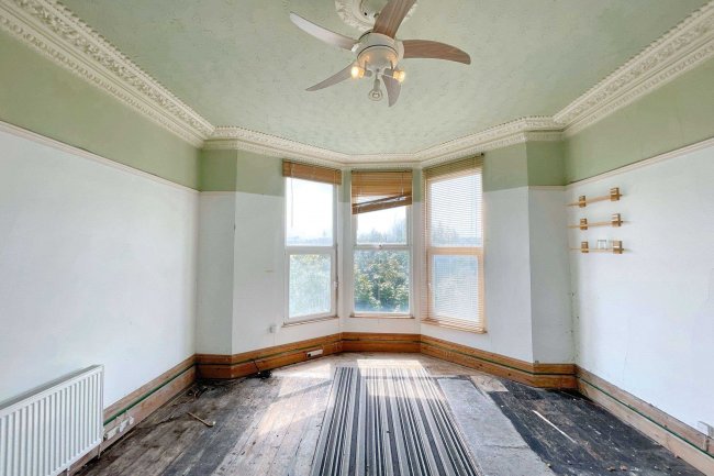 4 Lonsdale Villas, Mannamead, Plymouth, Devon, PL4 7AS 1