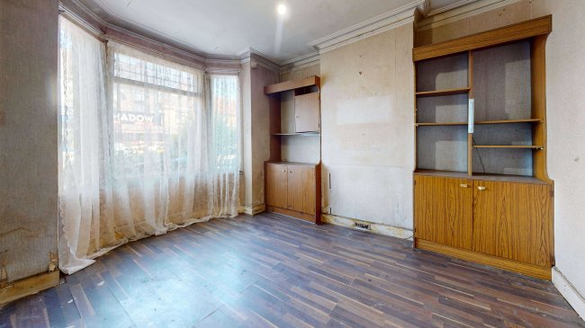 172 Montagu Road, Edmonton, London, N18 2NP 5