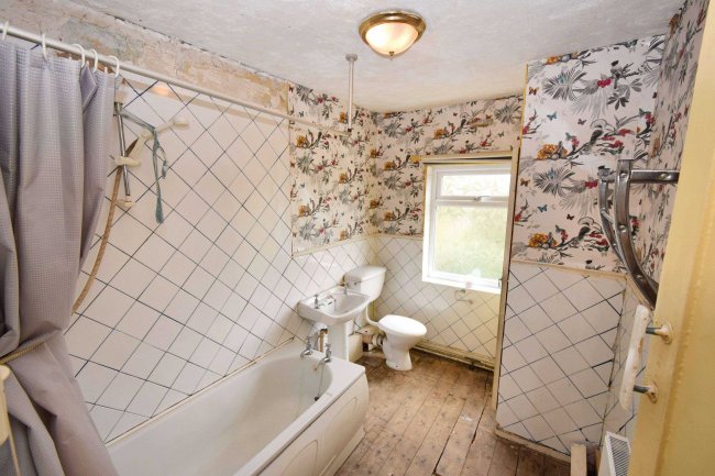 41 South Oak Street, Burton-on-Trent, East Staffordshire, DE14 3PH 5