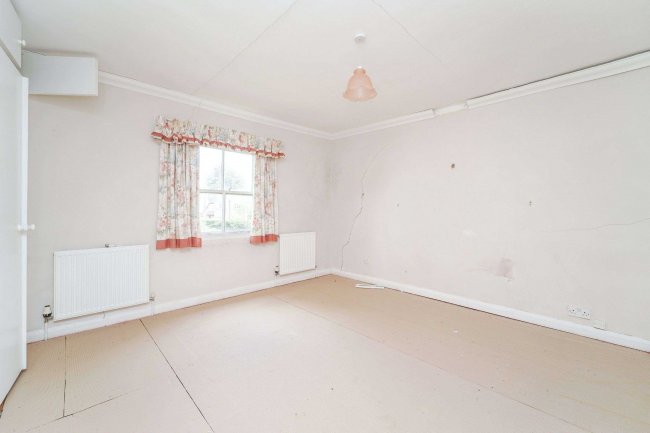 Ivy Cottage, Church Path, Lane End, High Wycombe, Buckinghamshire, HP14 3HE 6