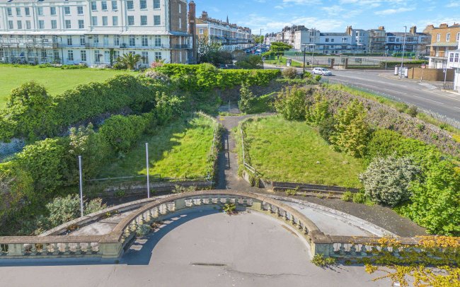 West Cliff Hall, Paragon, Ramsgate, Kent CT11 9JX 2