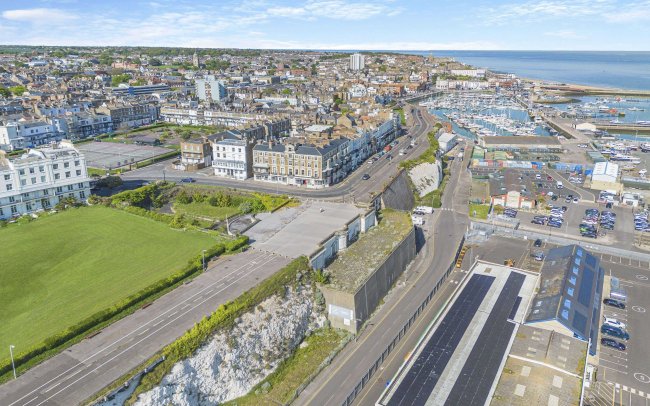 West Cliff Hall, Paragon, Ramsgate, Kent CT11 9JX 2