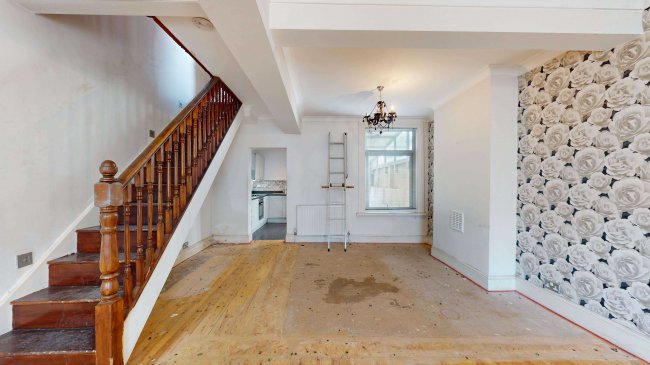 37 Dryden Road, Wimbledon, London, SW19 8SQ 4