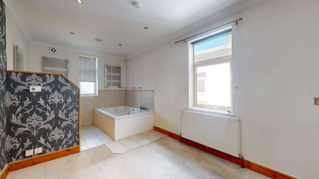 37 Dryden Road, Wimbledon, London, SW19 8SQ 4