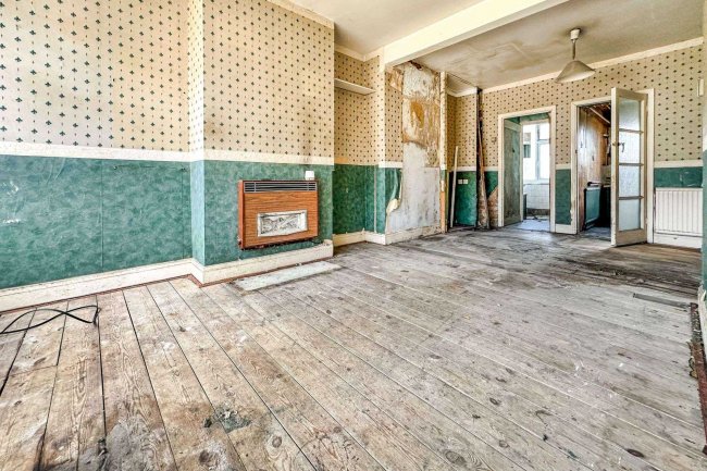 Inverness, Sutton at Hone, Hawley Road, Dartford, Kent, DA2 7RH 5