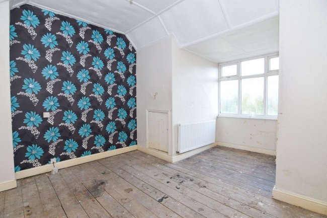 20 Linden Street, Mansfield NG19 7EF 2