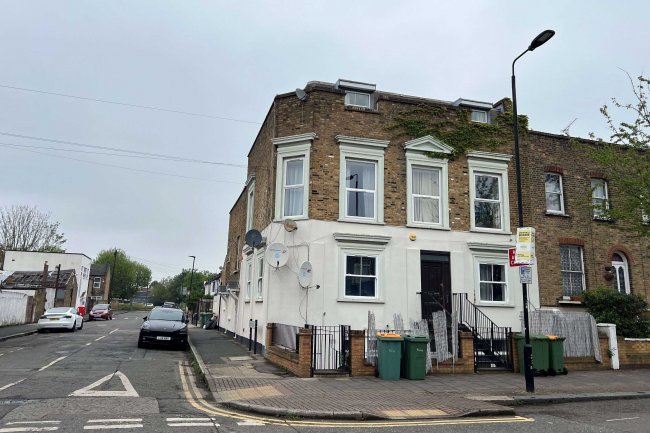 2A & 2B Brydges Road, 62A & 62B Chobham Road, Stratford, E15 1LU 1