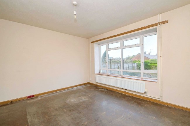 1 Green Way, Burnham, Slough, SL1 8HN 6