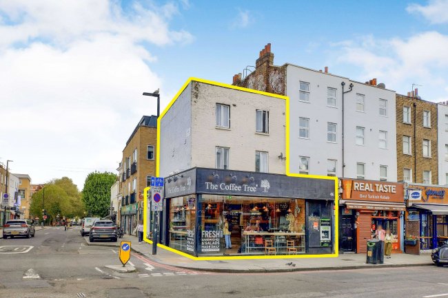 46 Camden High Street, London, NW1 0JH 4