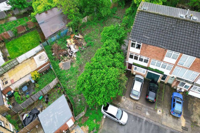 Land Adjacent to 1 Russet Close, Hillingdon, UB10 0ST 1