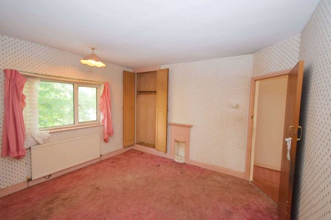 61 Pen Green Lane, Corby, NN17 1BN 6