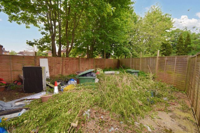 61 Pen Green Lane, Corby, NN17 1BN 6