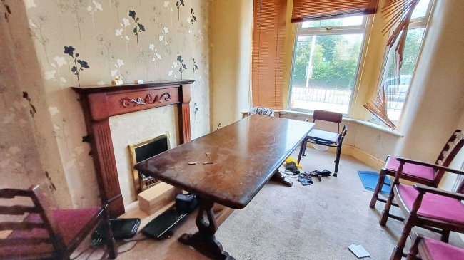 409 Gorton Road, Stockport, Cheshire, SK5 6LR 6