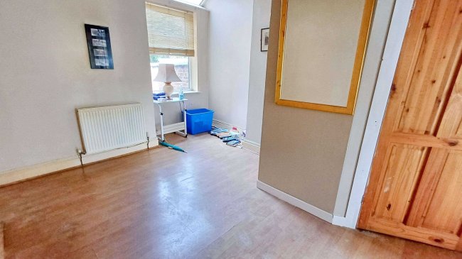 409 Gorton Road, Stockport, Cheshire, SK5 6LR 6