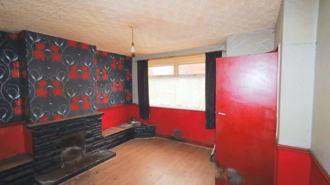 171 Blackhold Drive, Siddal, Halifax,  HX3 9DX 9