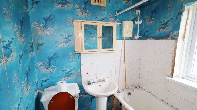 171 Blackhold Drive, Siddal, Halifax,  HX3 9DX 9