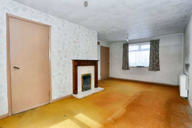 41 Southfields Road, Stafford, Staffordshire, ST17 9PN 5