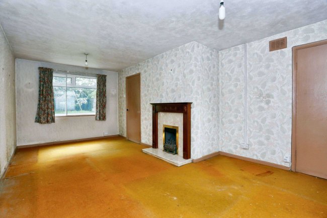 41 Southfields Road, Stafford, Staffordshire, ST17 9PN 5