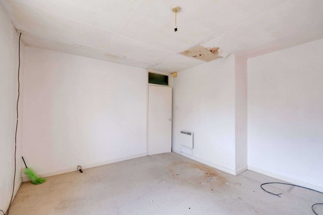 29 Vale View Road, South Newton, Salisbury, Wiltshire, SP2 0RB 4