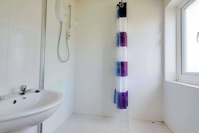 29 Vale View Road, South Newton, Salisbury, Wiltshire, SP2 0RB 4