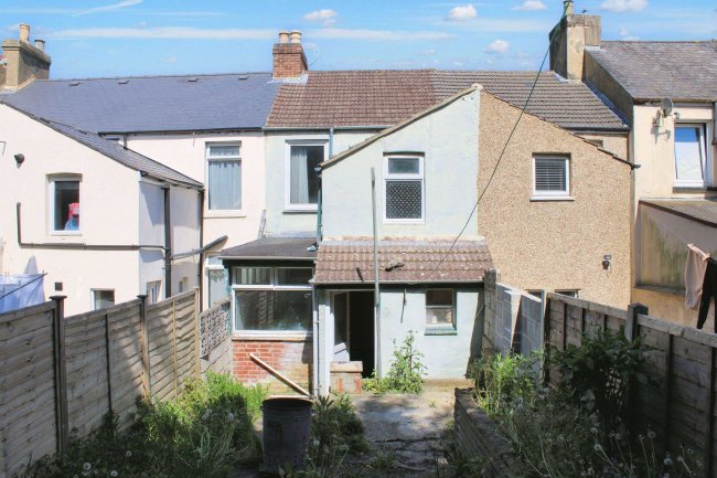 11 Oswald Road, Dover, CT17 0JT 1