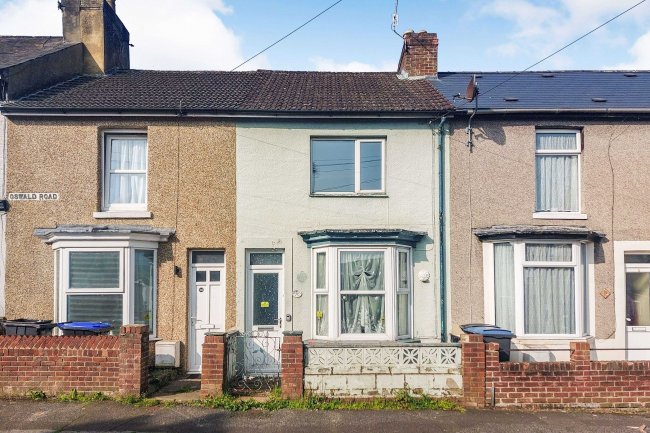 11 Oswald Road, Dover, CT17 0JT 1