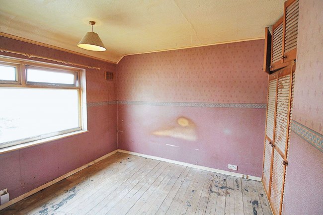 15 Meadview, Holmewood, Bradford, West Yorkshire, BD4 9DS 9