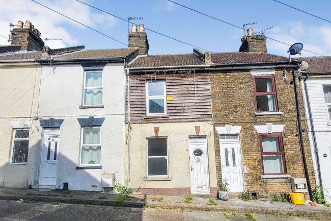 16 Mayfair, Rochester, Kent, ME2 4QX 2