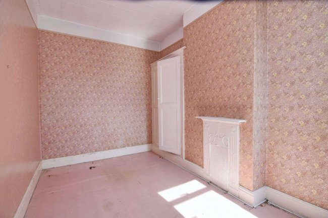 17 Nicholson Road, Hexthorpe, Doncaster, DN4 0HQ 10