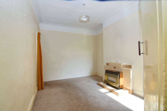 17 Nicholson Road, Hexthorpe, Doncaster, DN4 0HQ 10