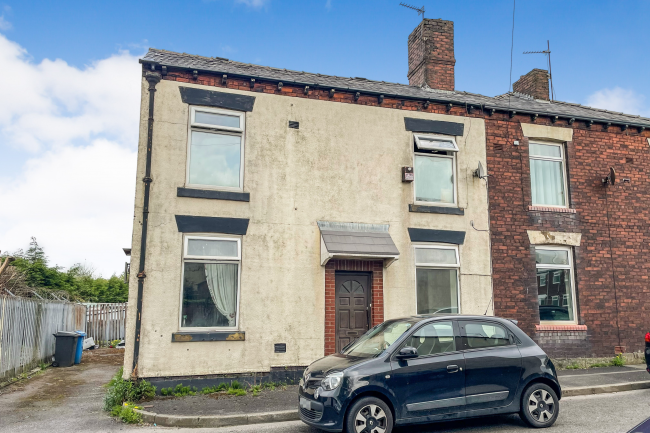 2 Sun View, Heyside, Royton, Oldham, OL2 6HX 8