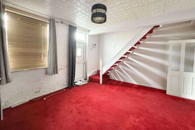 2 Sherwood Street, Huthwaite, Sutton-in-ashfield, Nottinghamshire, NG17 2LX 8