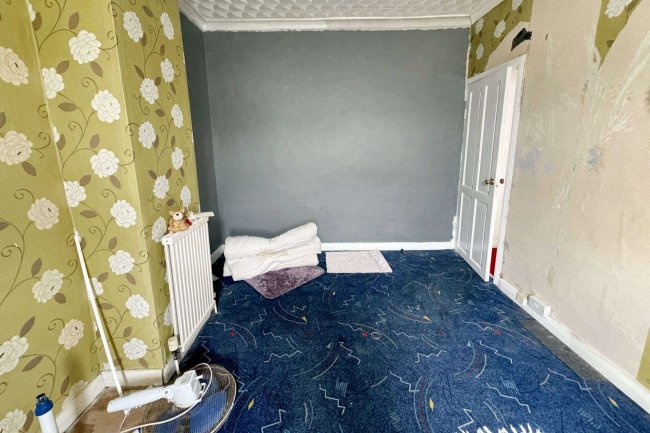 2 Sherwood Street, Huthwaite, Sutton-in-ashfield, Nottinghamshire, NG17 2LX 8