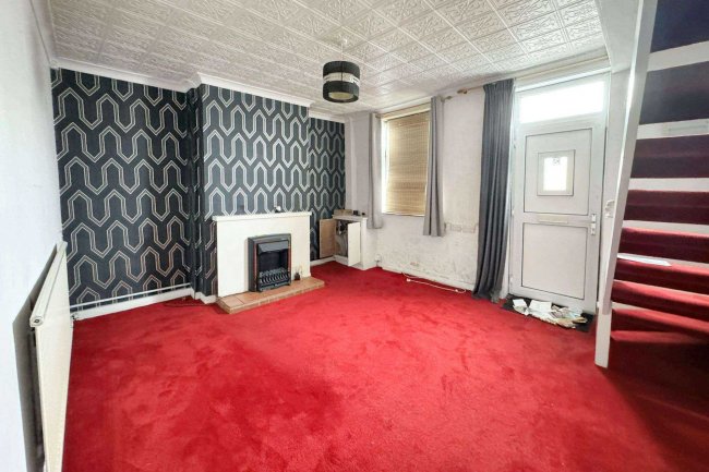 2 Sherwood Street, Huthwaite, Sutton-in-ashfield, Nottinghamshire, NG17 2LX 8