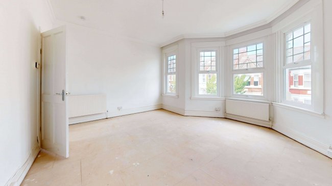Flat B, 56 Rathcoole Avenue, Hornsey, London, N8 9NA 4