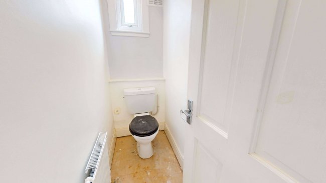 Flat B, 56 Rathcoole Avenue, Hornsey, London, N8 9NA 4