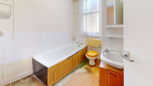 193A, Ferme Park Road, Hornsey, London, N8 9BS 8