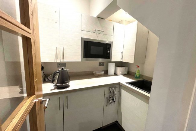 48 - 50 Springfield Road, Horsham, RH12 2PD 2