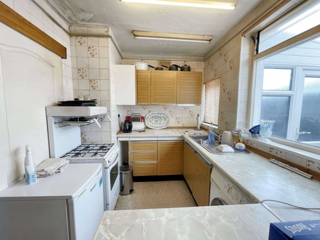 70 Mount Road, Birkenhead, Merseyside, CH42 6PS 6