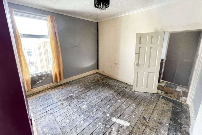 First Floor Flat 72 St. Leonards Road, Plymouth, PL4 9NE 6