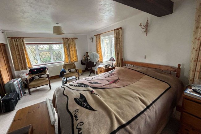 Brickells Farm House, Horam, Heathfield, East Sussex, TN21 0LJ 3