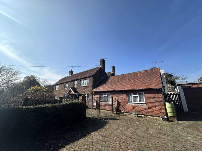 Brickells Farm House, Horam, Heathfield, East Sussex, TN21 0LJ 3