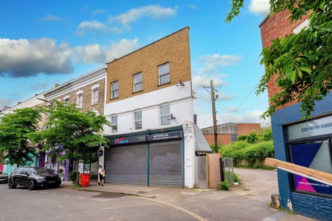 First Floor Flat, 4 Melbourne Grove, East Dulwich, London SE22 8QZ 3