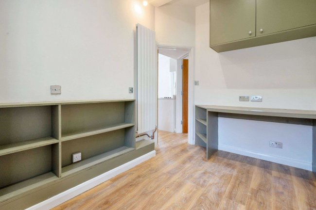 First Floor Flat, 4 Melbourne Grove, East Dulwich, London SE22 8QZ 3