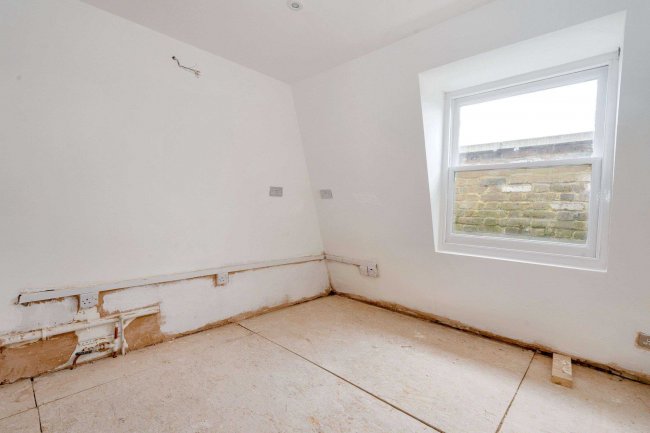 Second Floor Flat, 4 Melbourne Grove, East Dulwich, London SE22 8QZ 4