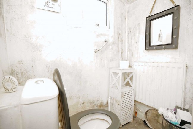 160 Victoria Road, Netherfield, Nottingham NG4 2JF 3