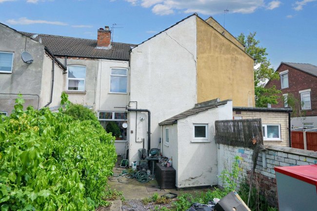 160 Victoria Road, Netherfield, Nottingham NG4 2JF 3