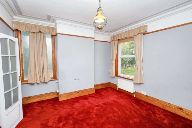 23 Aldenham Road, Radlett, Hertfordshire, WD7 8AU 2